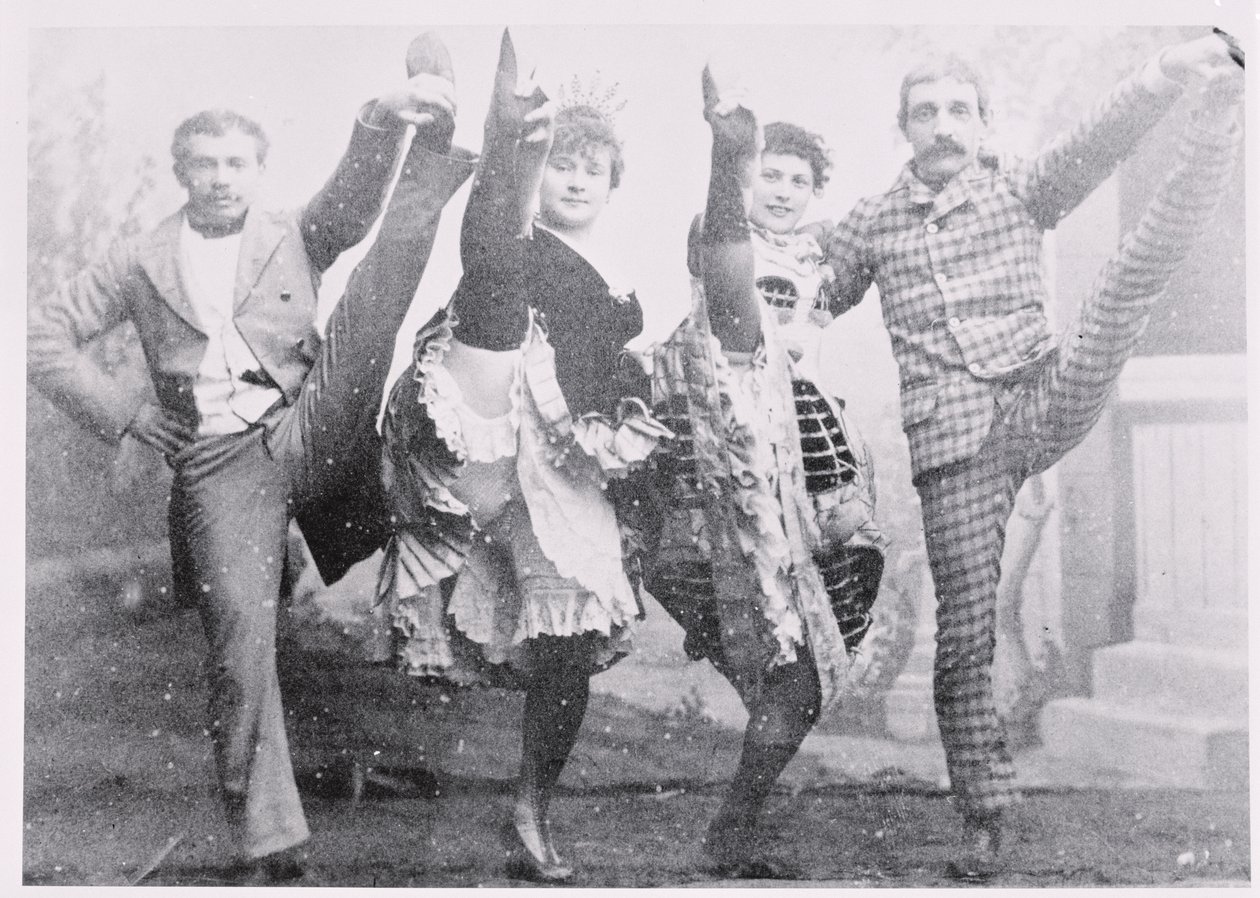 Can-Can dansı, 19. yüzyılın sonlarında by French Photographer