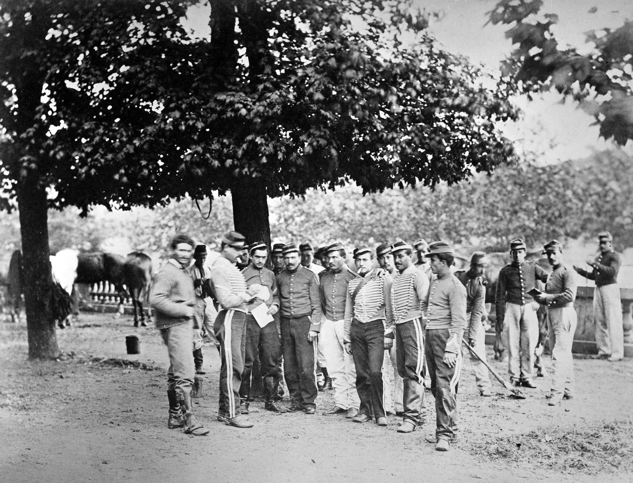 Paris Kuşatması Sırasında Fransız Askerleri, 1870 dolayları by French Photographer