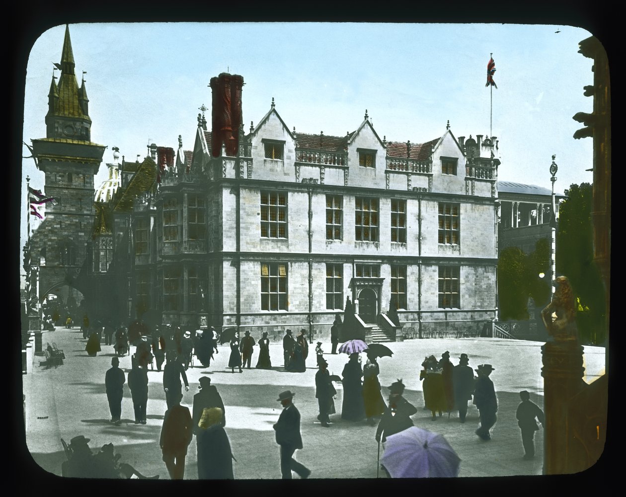 Paris Sergisi: Macar Pavyonu, Paris, Fransa, 1900 (fener kaydırağı) by French Photographer