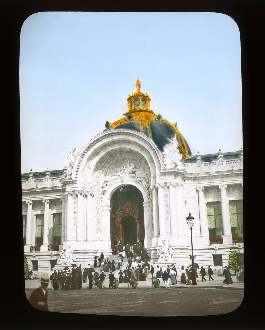 Paris Sergisi: Petit Palais, 1900 (fener kaydırağı) by French Photographer