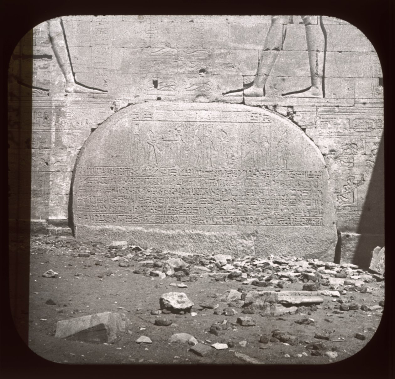 Philae, Büyük Tapınak Galerisi (fener kaydırağı) by French Photographer