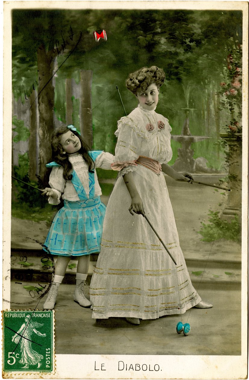 Diabolo oynamak, 1908 (renkli fotoğraf) by French Photographer