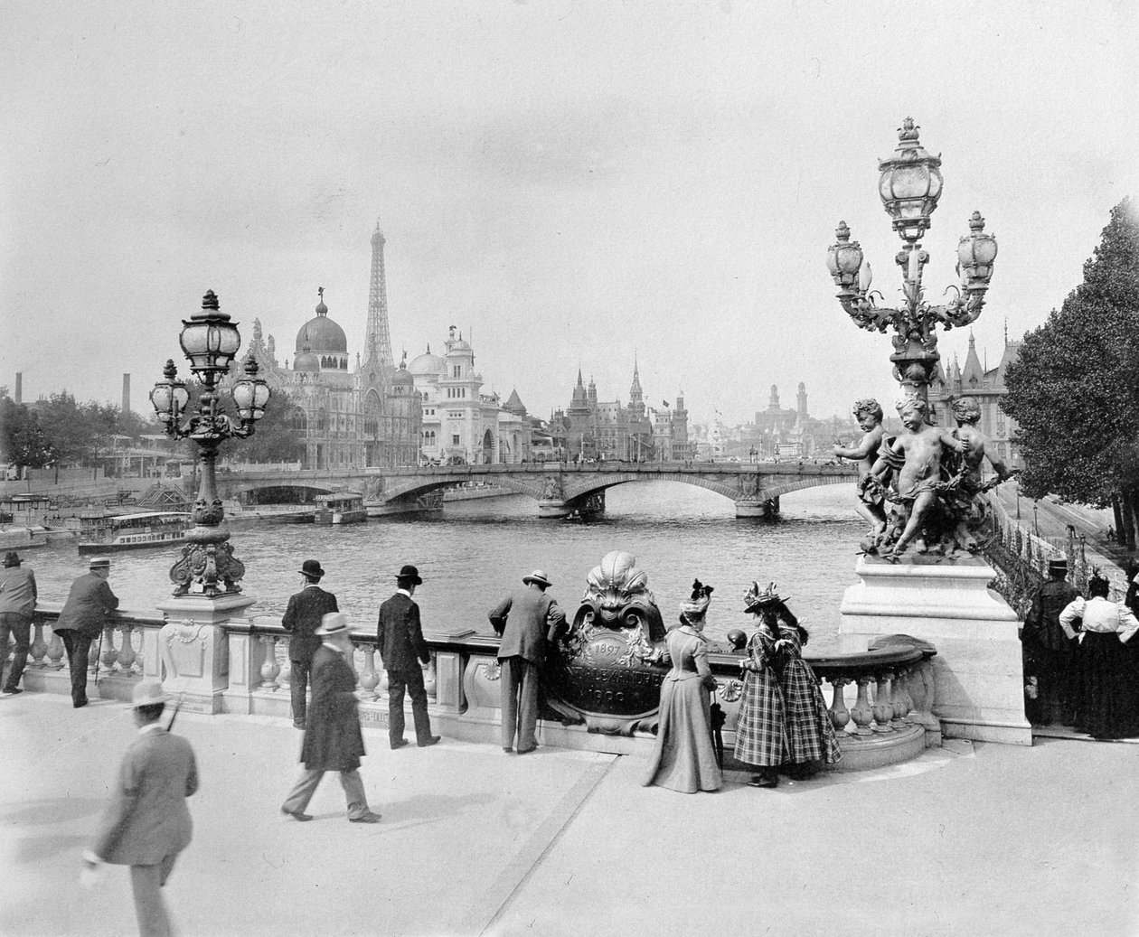 Pont Alexandre III - 1900