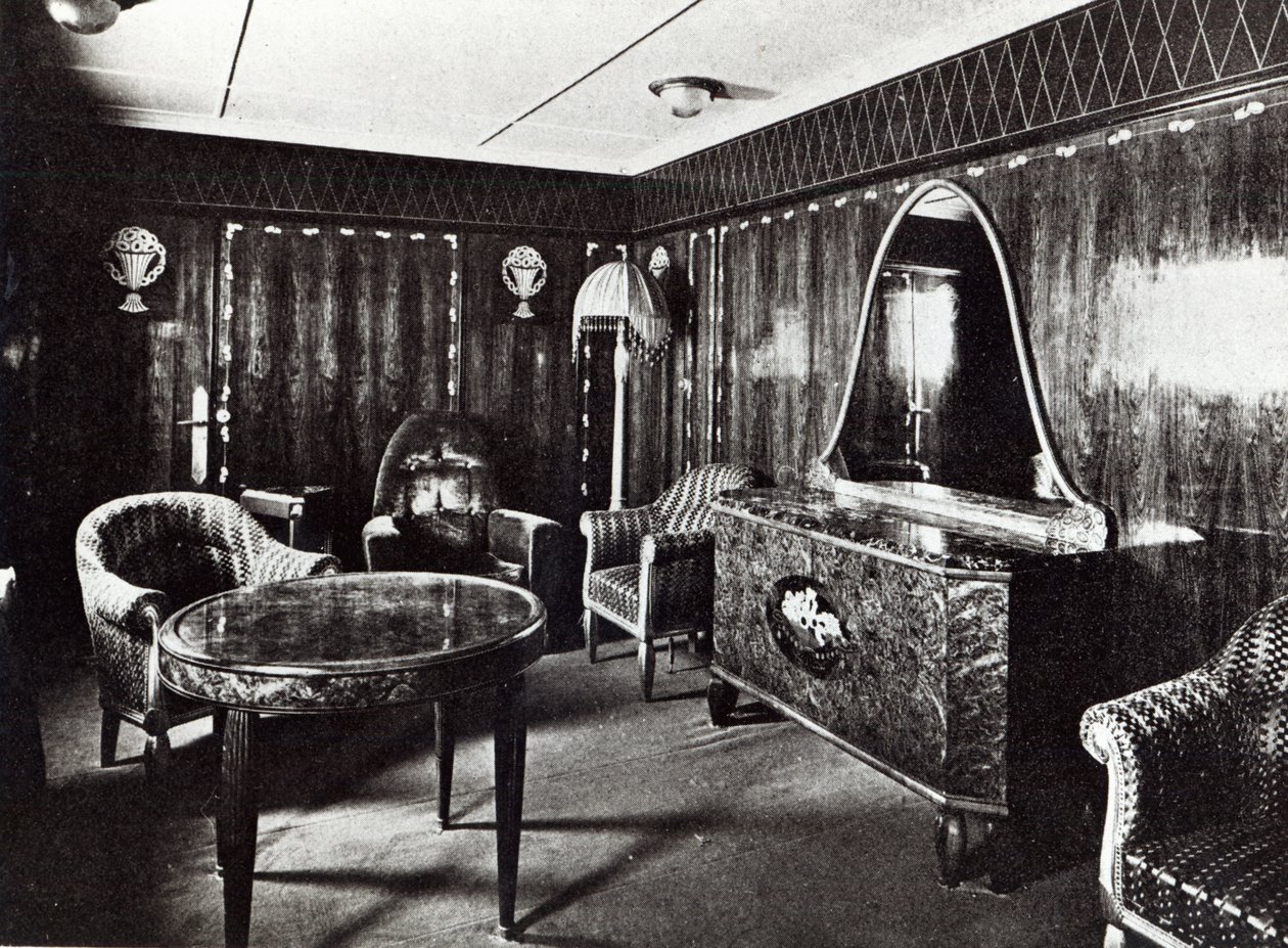 Ocean Liner Paris