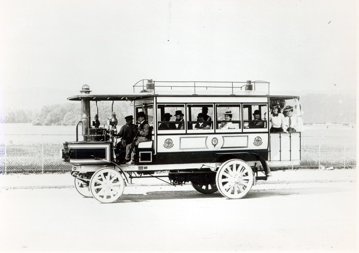 Buhar Omnibüs, 1903 by French Photographer