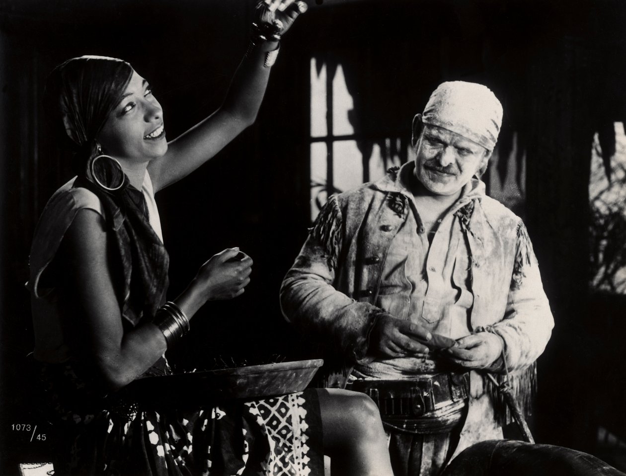 Josephine Baker'ın oynadığı bir filmden bir kare by French Photographer