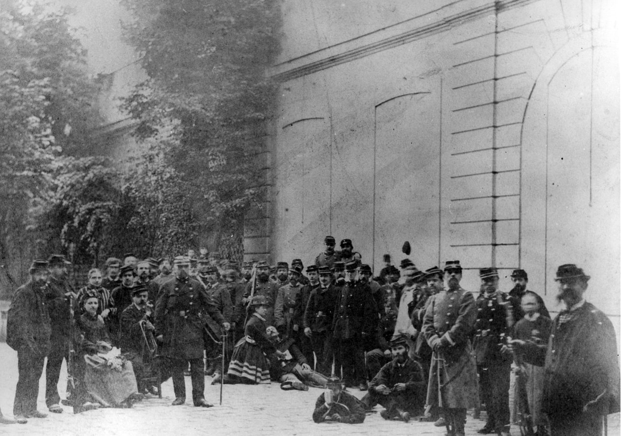 Paris Komünü Birlikleri, 1871 by French Photographer