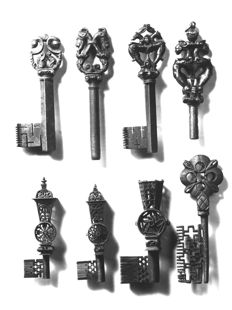 Sekiz süslü anahtar (demir) by French School