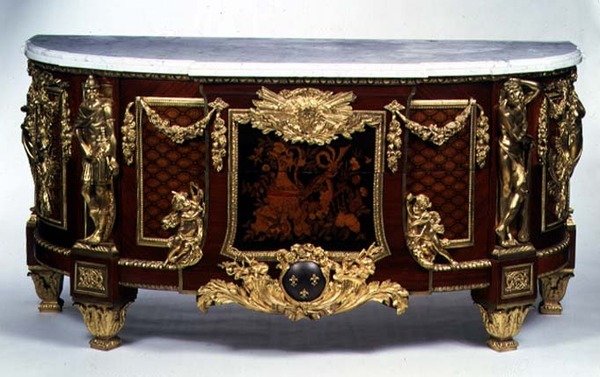 Fransız Regency bombalı komodin, ormolu bağlarla, 1720 by French School