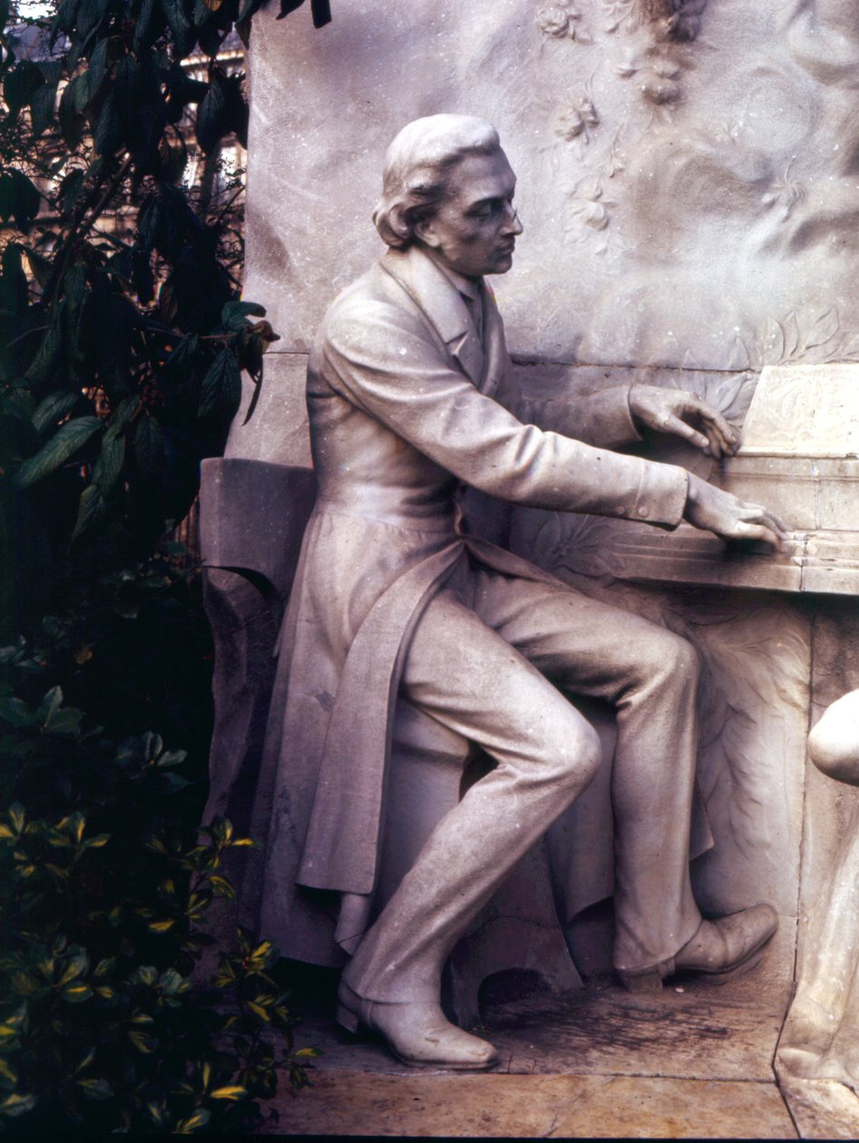Frederic Chopin Anıtı (1810-49) (mermer) (detay) by French School