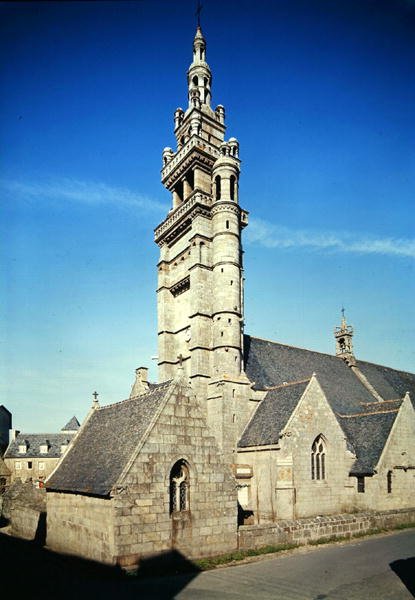 Notre-Dame de Kroaz-Baz Kilisesi