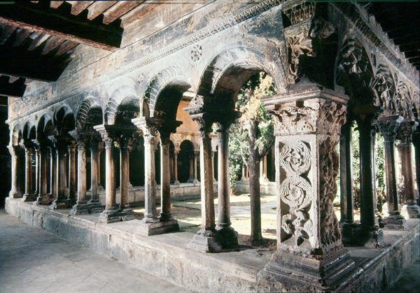 ಕ್ಲೋಸ್ಟರ್ ಟರ್ಕಿಯ ನೋಟ by French School