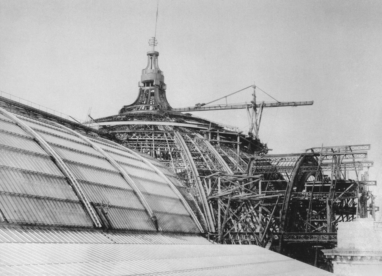 1900 Exposition Universelle için Grand Palais kubbesinin inşaatı by French Photographer