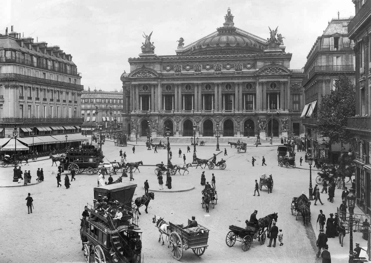 19. yüzyılın sonlarında Paris Opera Binası