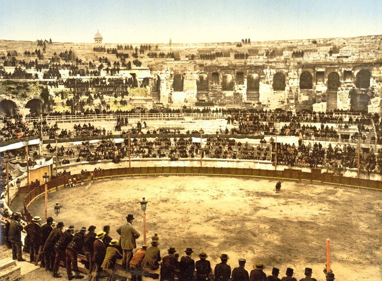Nîmes Amfitiyatrosu İçinde, 1890-1900 by French Photographer