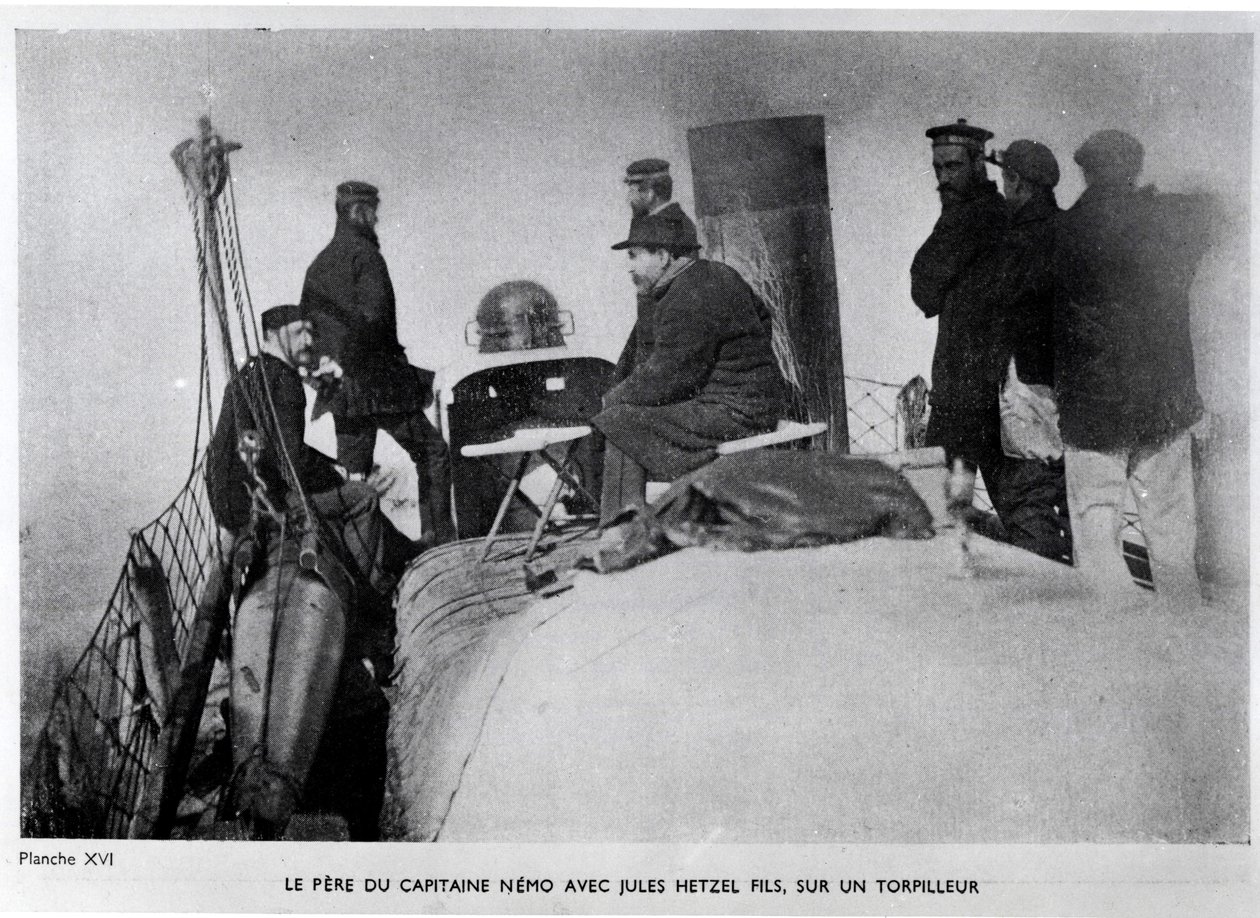 Jules Verne (1828-1905) ve Jules Hetzel oğlu bir torpido üzerinde. by French Photographer