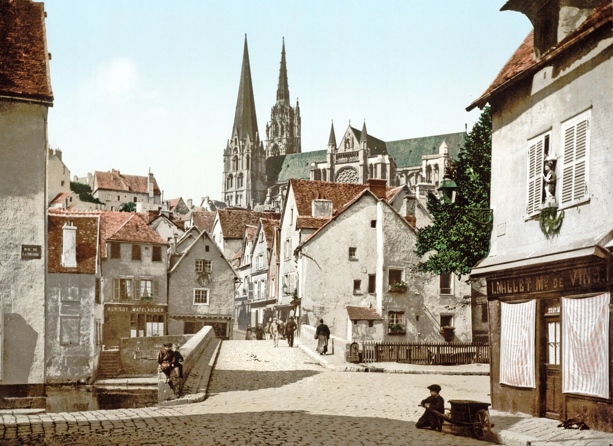 Arka planda katedralin olduğu Chartres