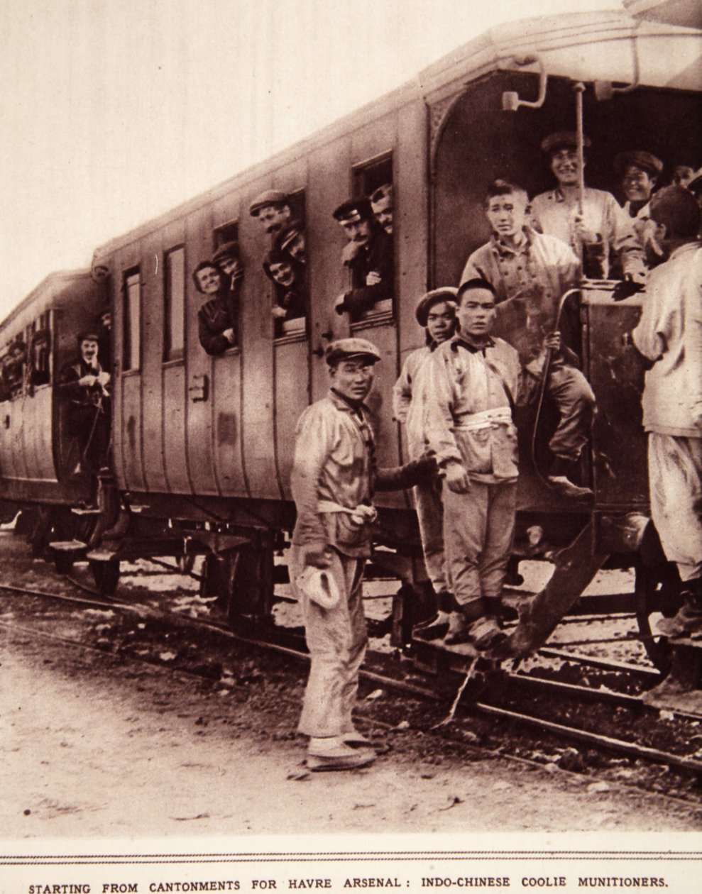 Havre Arsenal için Kantonlardan başlayarak: Hint-Çinli asker mühimmatları, The Illustrated War News