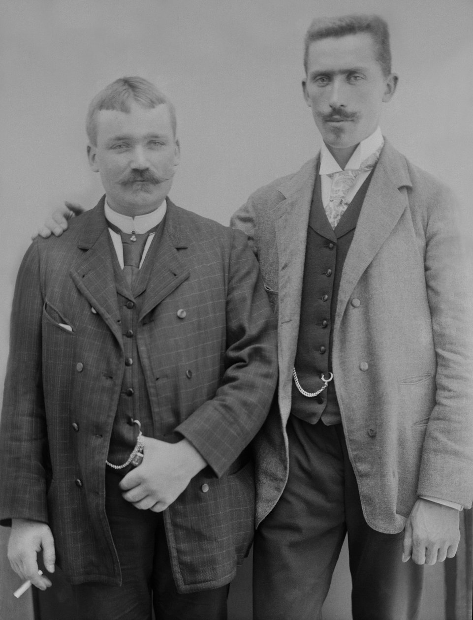 İki genç adam, Haute-Marne