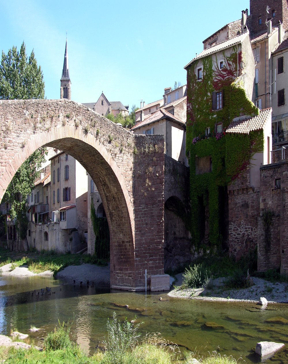 Köprü by French School