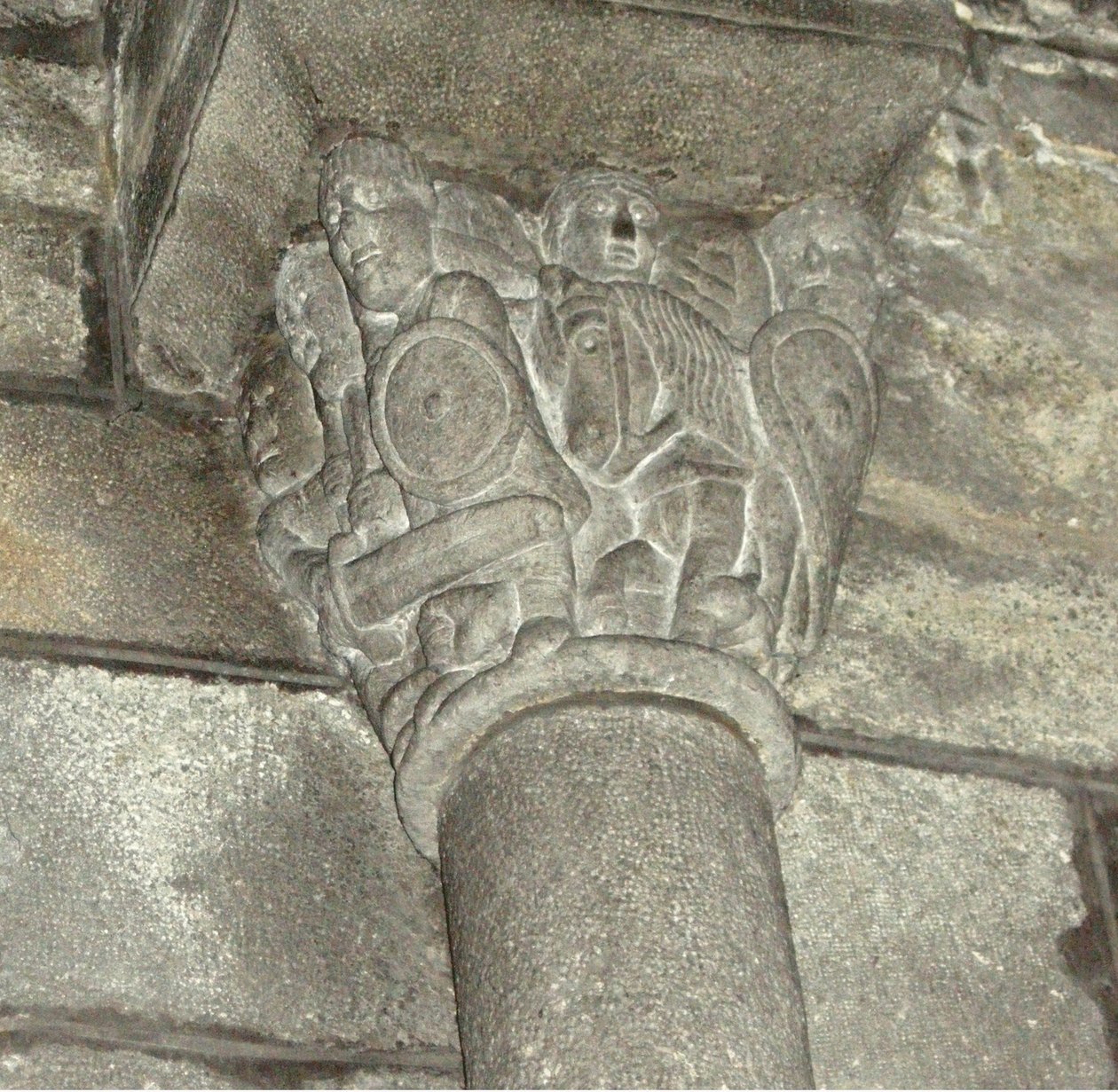 Moors ile savaşan yerel şövalyeleri gösteren sermaye by French School
