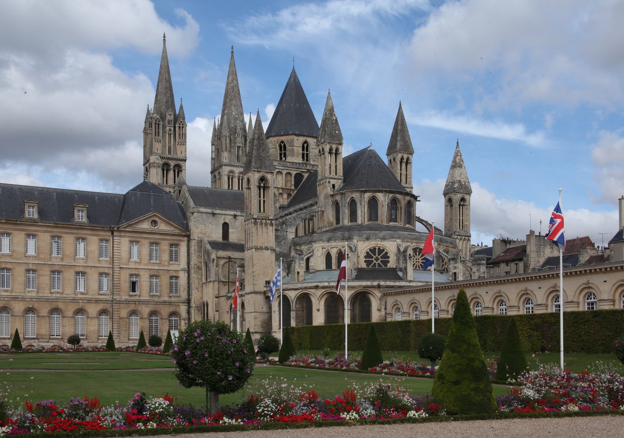 güneydoğudan Abbey bir görünümünü tasvir by French School
