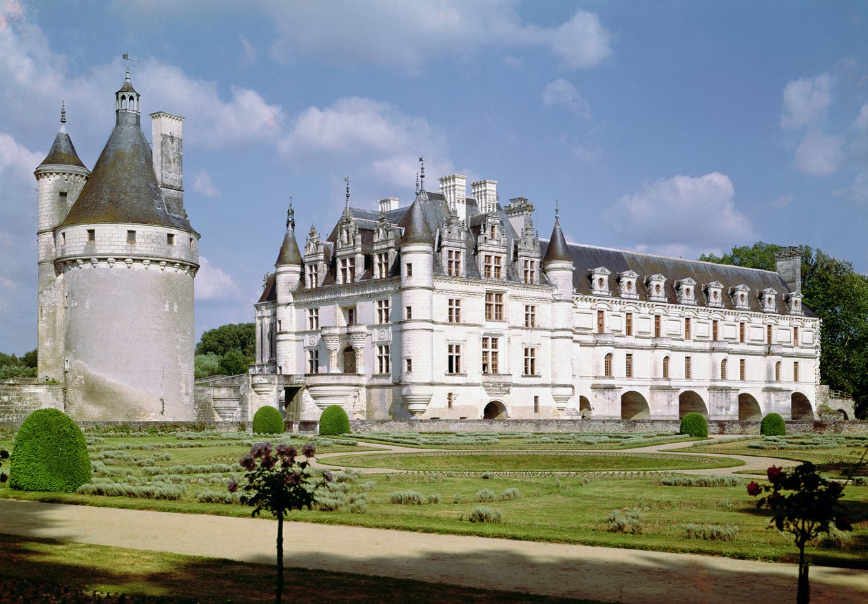Kuzeybatıdan Donjon, Chateau de Bohier ve Grande Galerie