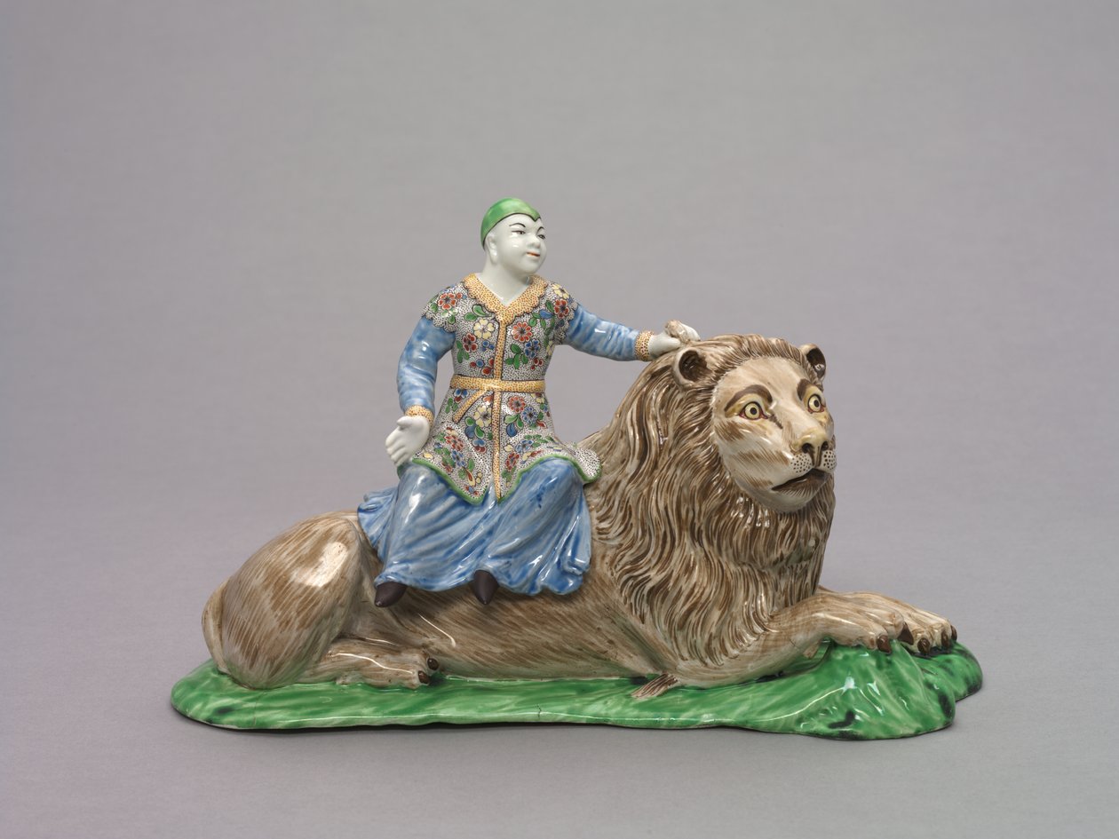 Aslan Üzerinde Oturan Figür, c.1750 (emaye süslemeli yumuşak hamurlu porselen) by French School