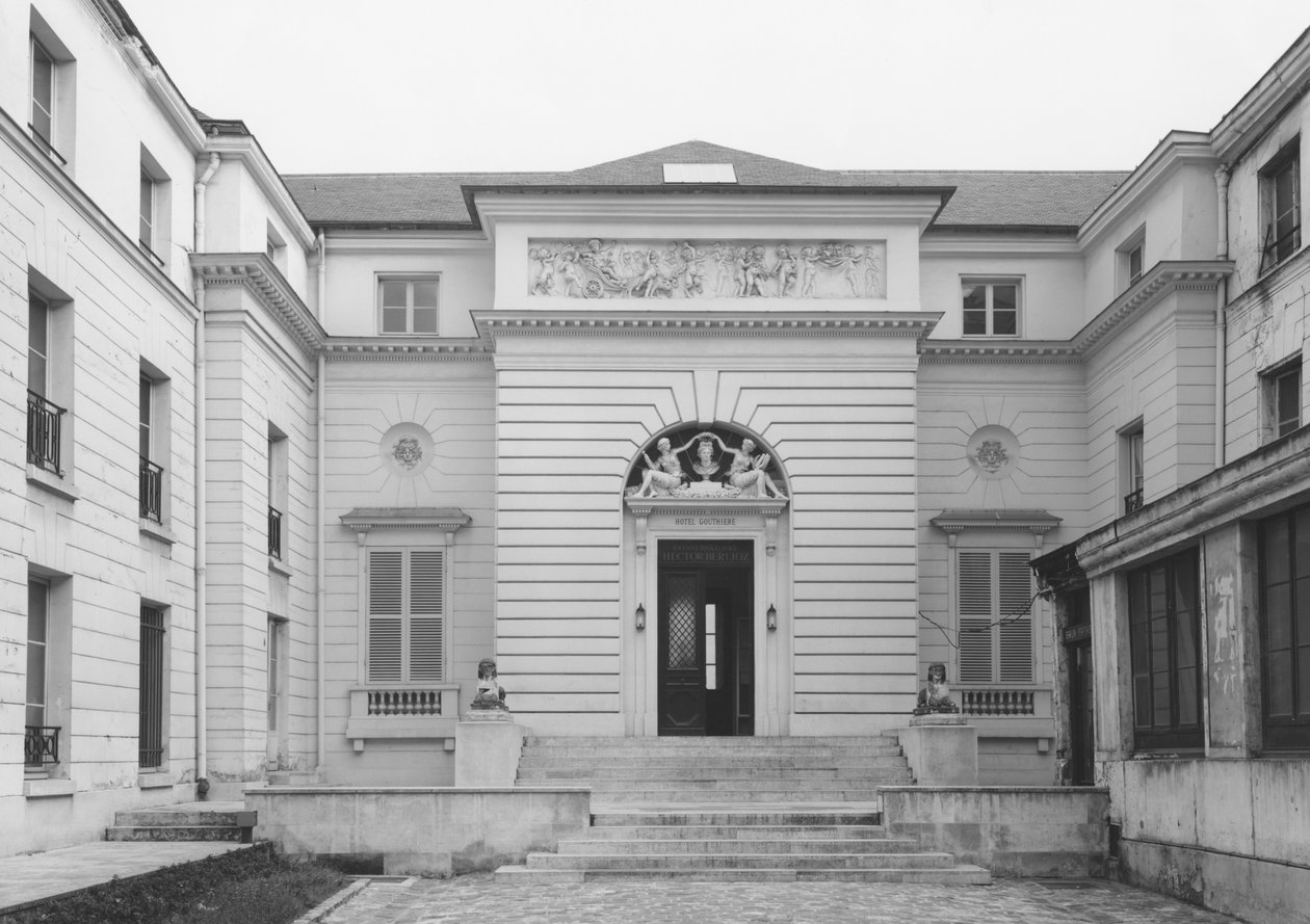 Hotel Gouttiere, avlu cephesi, 18. yüzyılın sonları (ayrıca bkz. 345983) by French School
