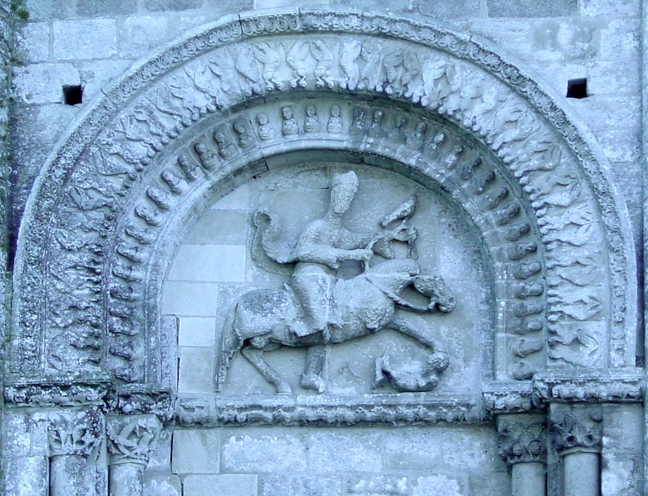 Cepheden şahlanan şövalye by French School