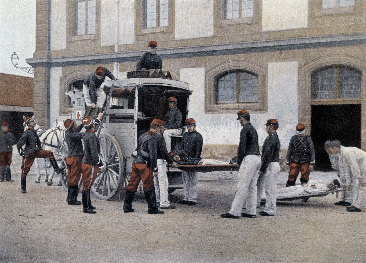 Yaralıların ambulansa yüklenmesi - “” Askeri Albümde” - Mürettebat Treni by French School