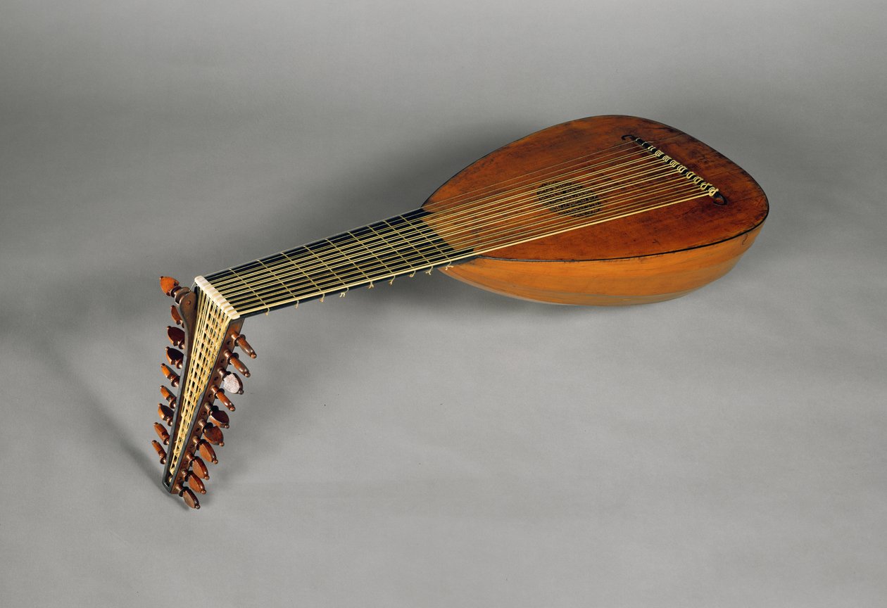 On bir telli lavta (ahşap) by French School