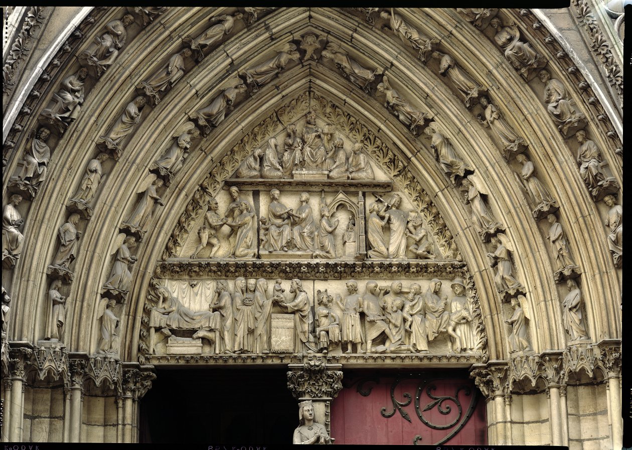 Kuzey transept portalı, İsa