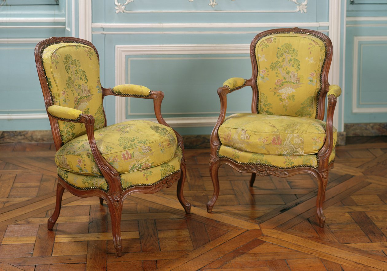 Louis XV koltuk, 1723-74 (ahşap) by French School