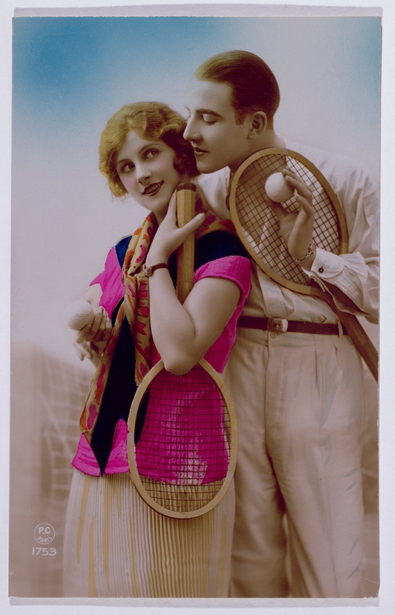 Bir tenis kortunda aşıkları betimleyen kartpostal, 1930 dolayları by French School