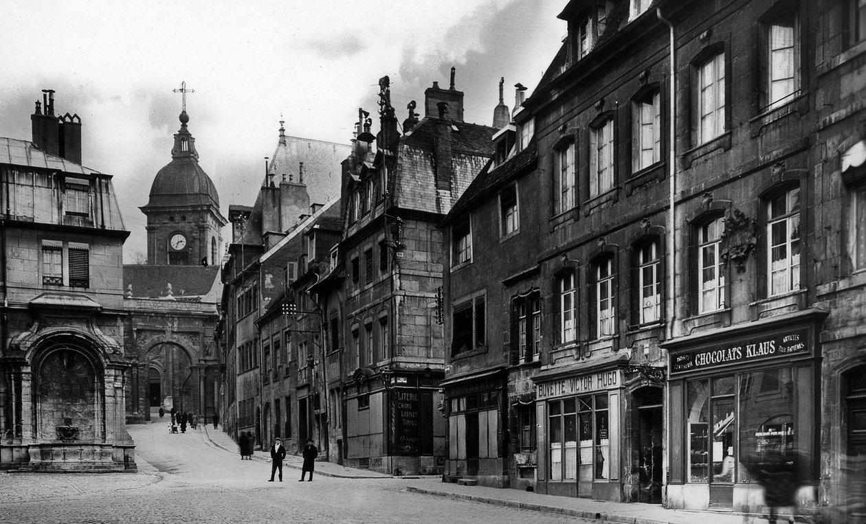 Saint-Quentin çeşmesini ve Victor Hugo