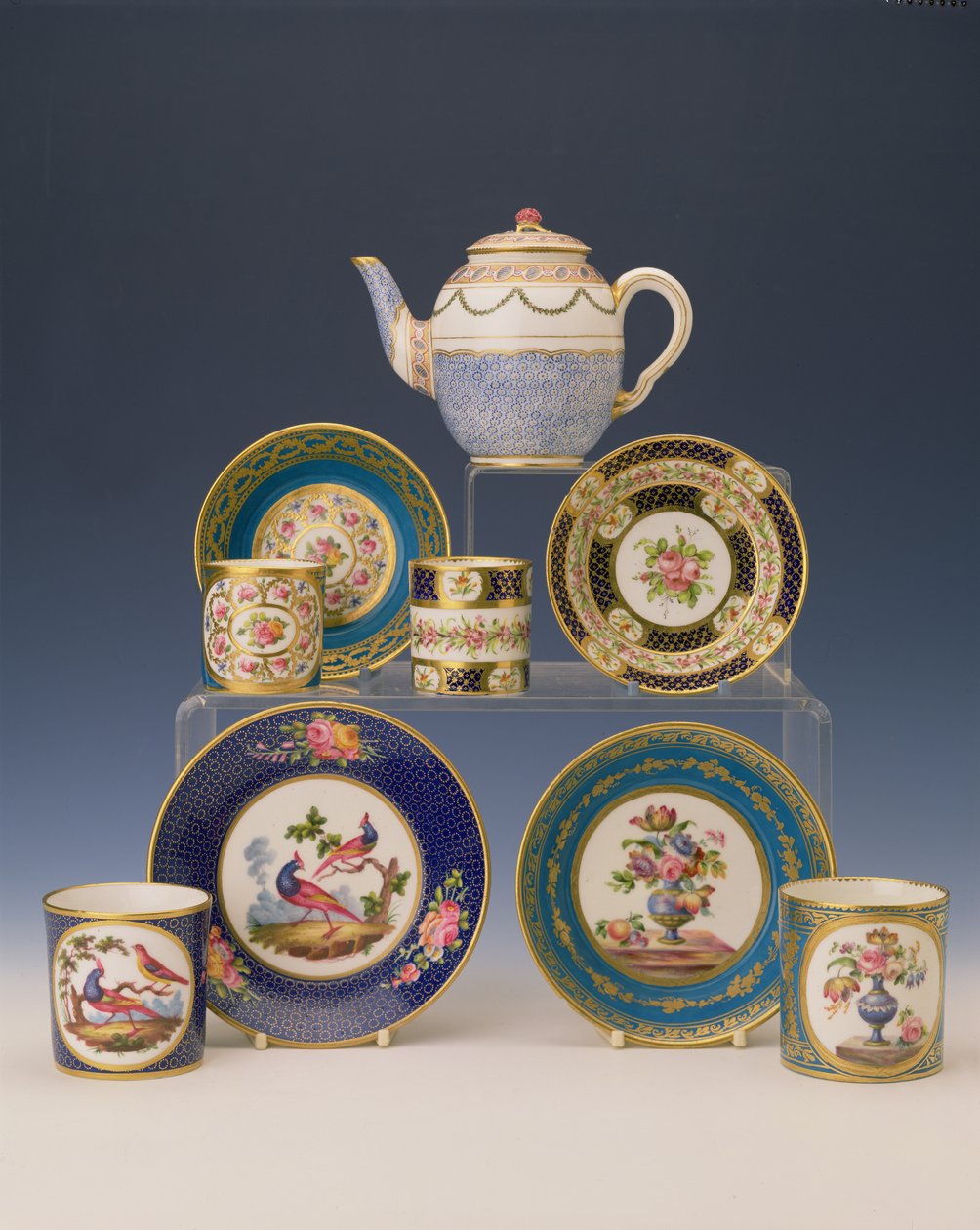 Çaydanlık, tabak ve fincan seçimi, c.1770 (porselen) by French School