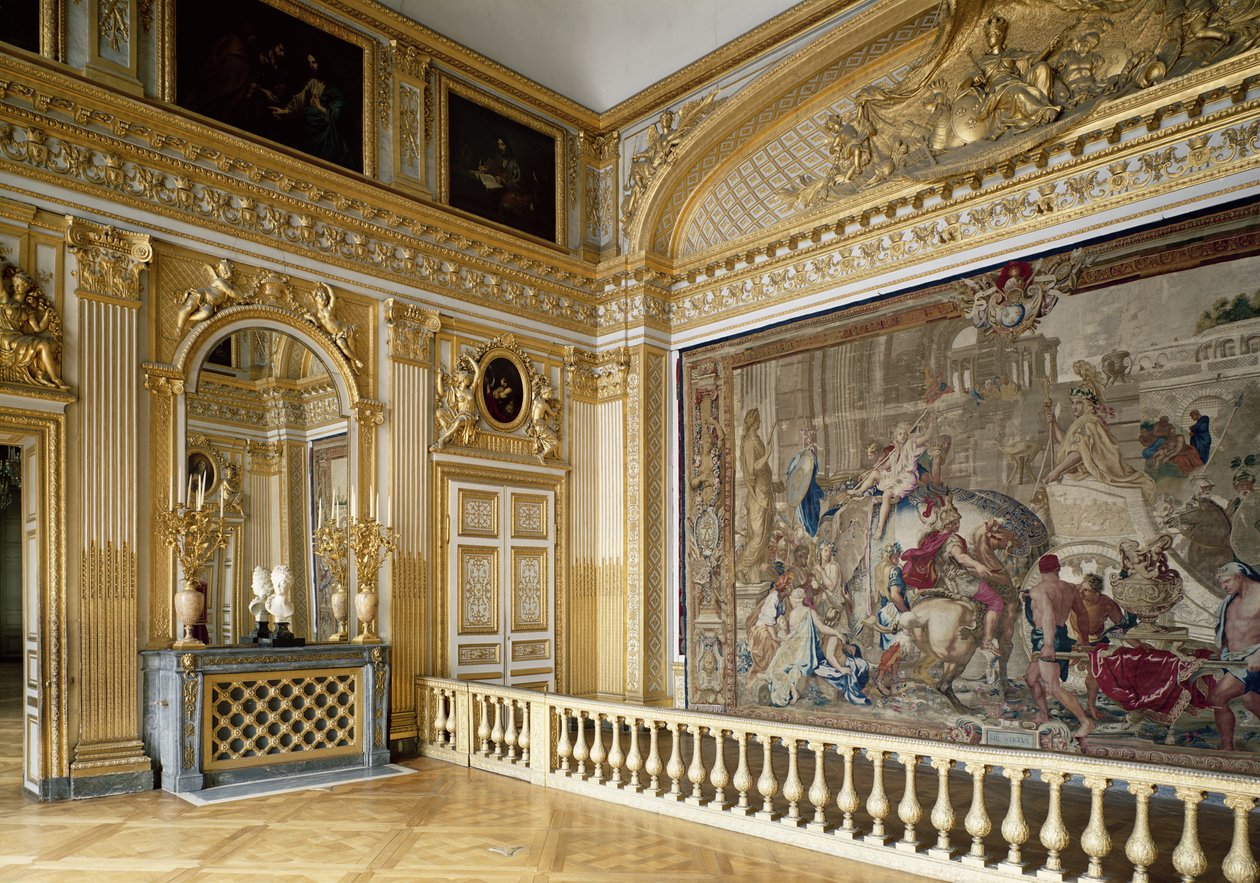 Louis XIV (1638-1715) yatak odası by French School