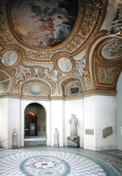 Michel Anguier (1612-86) tarafından alçı figürlü Mars Rotunda