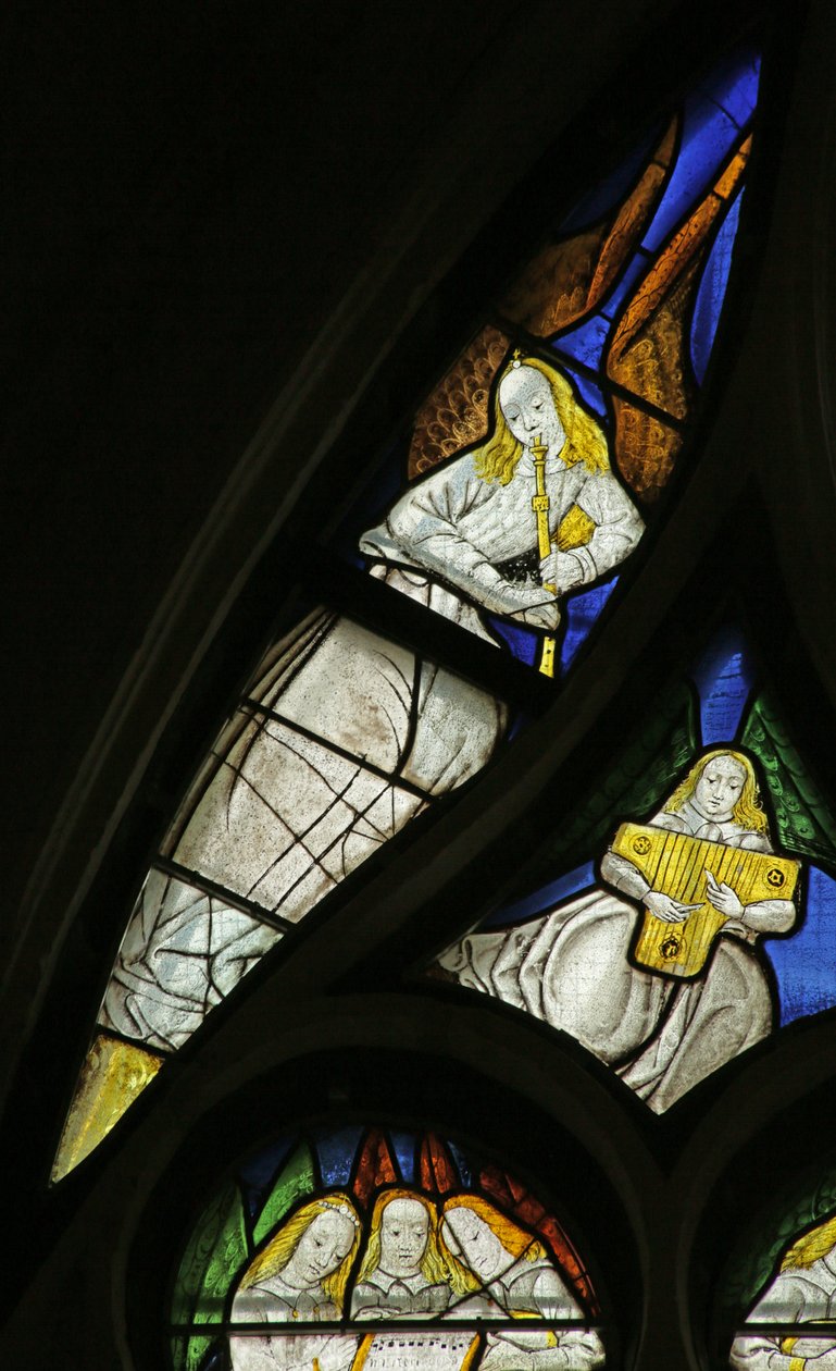 Flüt ve Kanunlu Melek Müzisyeni gösteren pencere (vitray) by French School