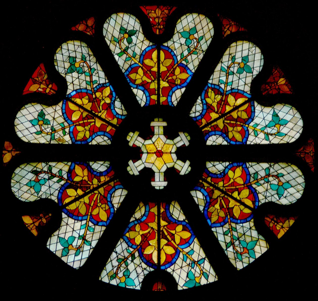 Pencere w107, desenli modern camlı kuzey gülü penceresi (gül pencere - iç) by French School