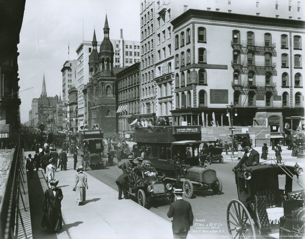 Beşinci Cadde, 1909 by G.P. Hall und Sohn