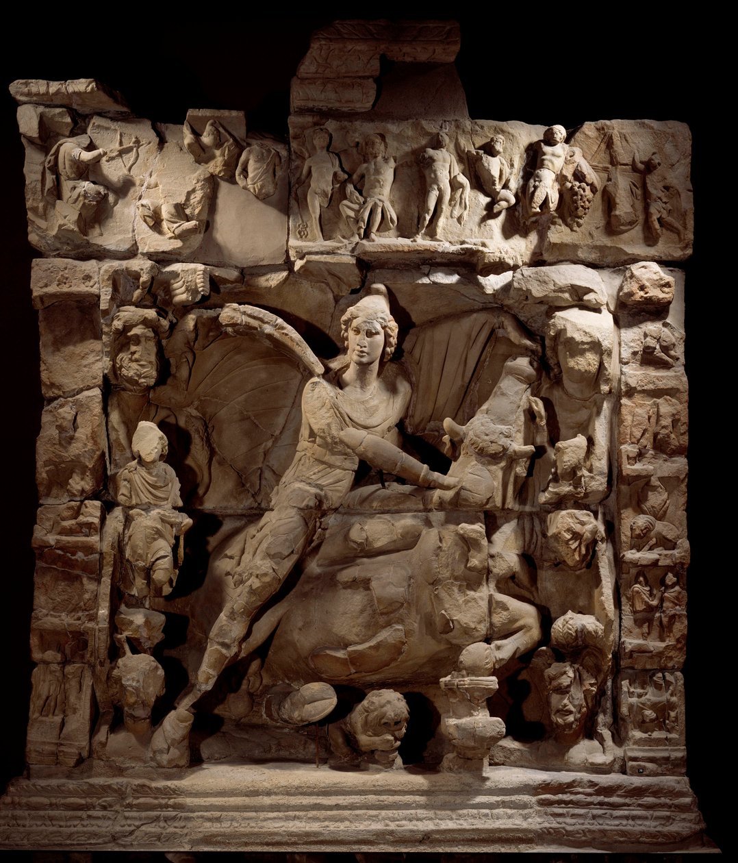 Gallo Roma Sanatı: Işık tanrısı Mithra