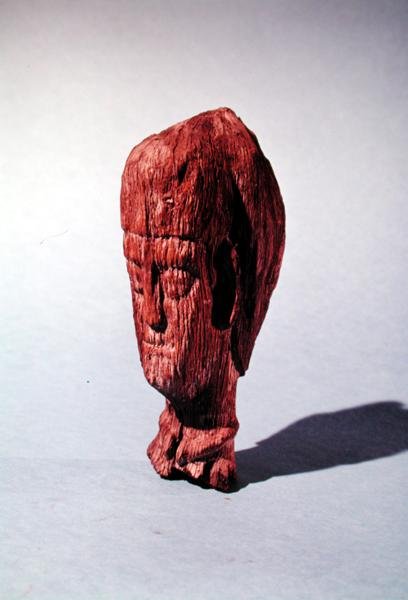 Galya tanrısının başı (ahşap) by Gaulish