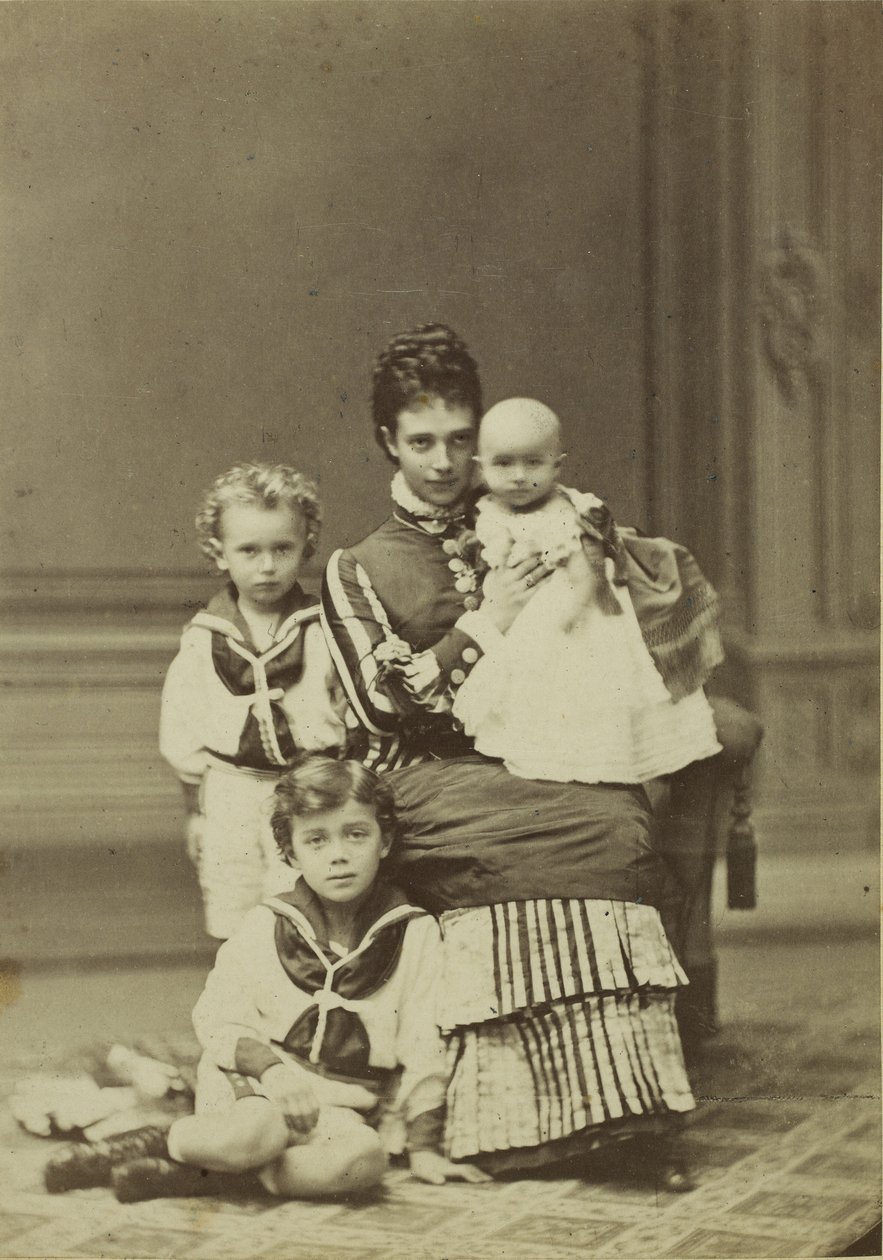 Çocuklarla Büyük Düşes Maria Fyodorovna, Nicholas Alexandrovich, George..., c. 1875. by Georg Emil Hansen