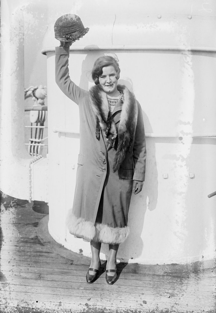 Gertrude Ederle, 1926'da Kanal'da yüzdükten sonra New York'a döner. by George Grantham Bain