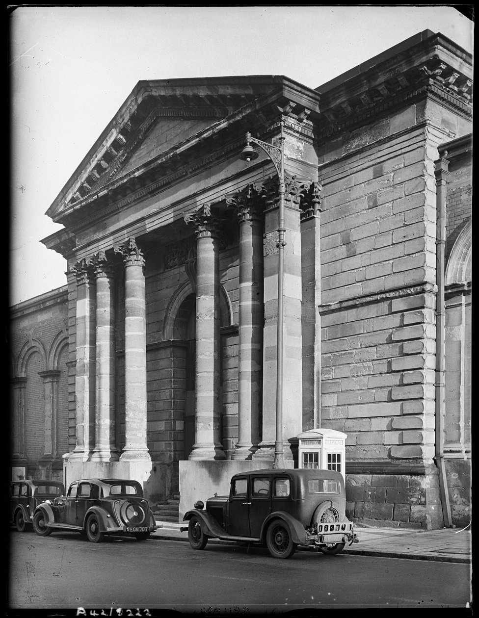 Market Hall, North Street, Wolverhampton, Bahar 1942. by George Bernard Mason