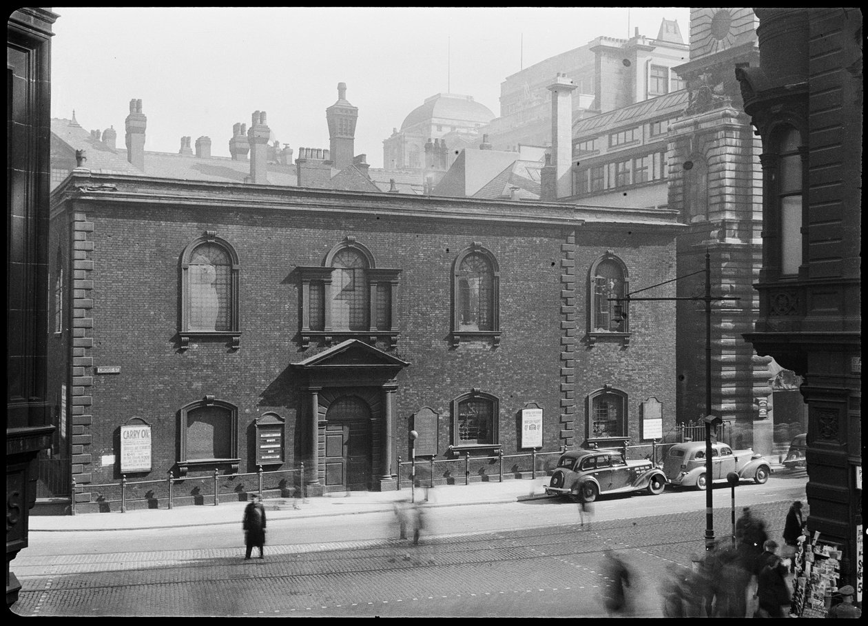 Üniteryen Şapeli, Cross Street, Manchester, 1940. by George Bernard Wood