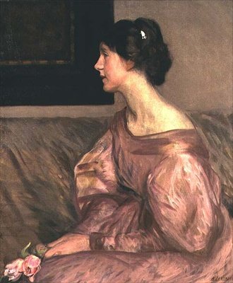 Oturmuş, profilde yarım uzunlukta iki pembe gül tutan ve pembe bir elbise giyen bir bayanın portresi by George Clausen