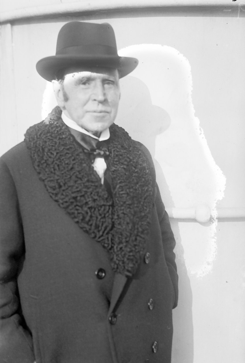 Sir John Lavery, 1930'lar by George Grantham Bain